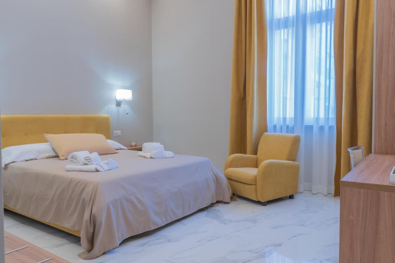 Le Suite Crotone Exterior photo